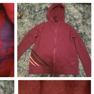 Under Armour sweatshirt